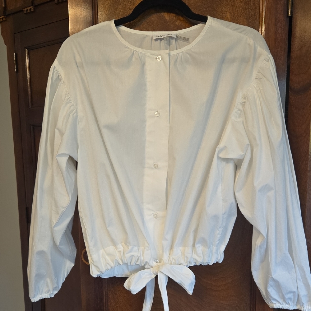 Calvin Klein White Cropped Blouse, Size: Small